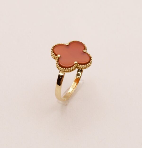 VCA RED RING 18 KARATS GOLD RED AGATE STONE