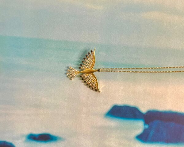 18 KARATS NECKLACE