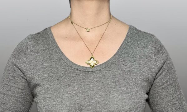 Royal Charm - Image 3