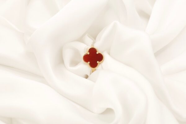 Dahlia Ring