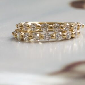 18 Karats Bony Levy Mykonos Diamond Hoop Earrings