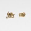 18 karats stud earrings