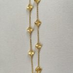 18 karats floral gold chain